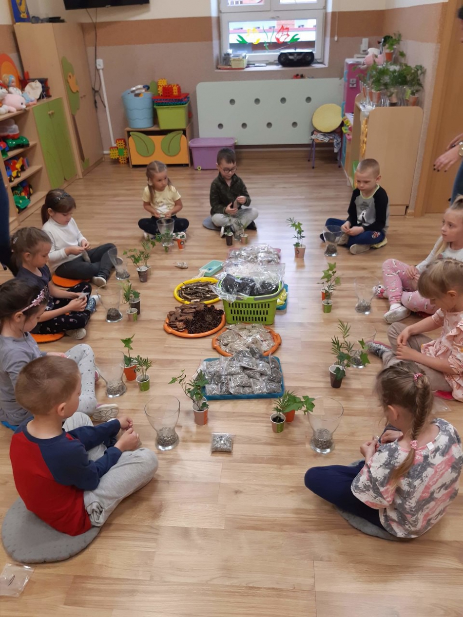 Warsztaty florystyczne przedszkolaków
