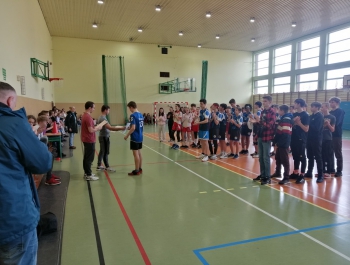 SPORTOWY SUKCES NASZYCH  UCZNIÓW - zdjęcie2