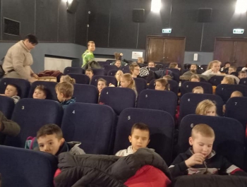 Wyjazd do kina klas I-III - zdjęcie4